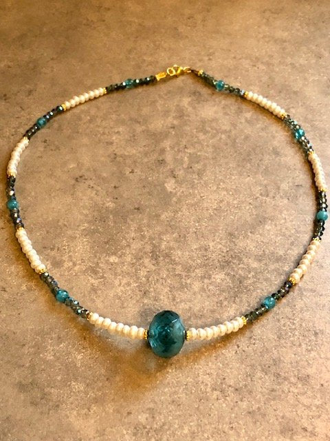 015038 Turquoise & White Bead Necklace - 1