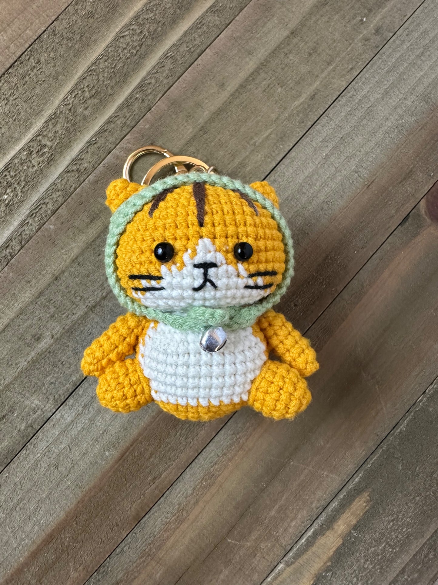 109010-Cat with hoodie - 1