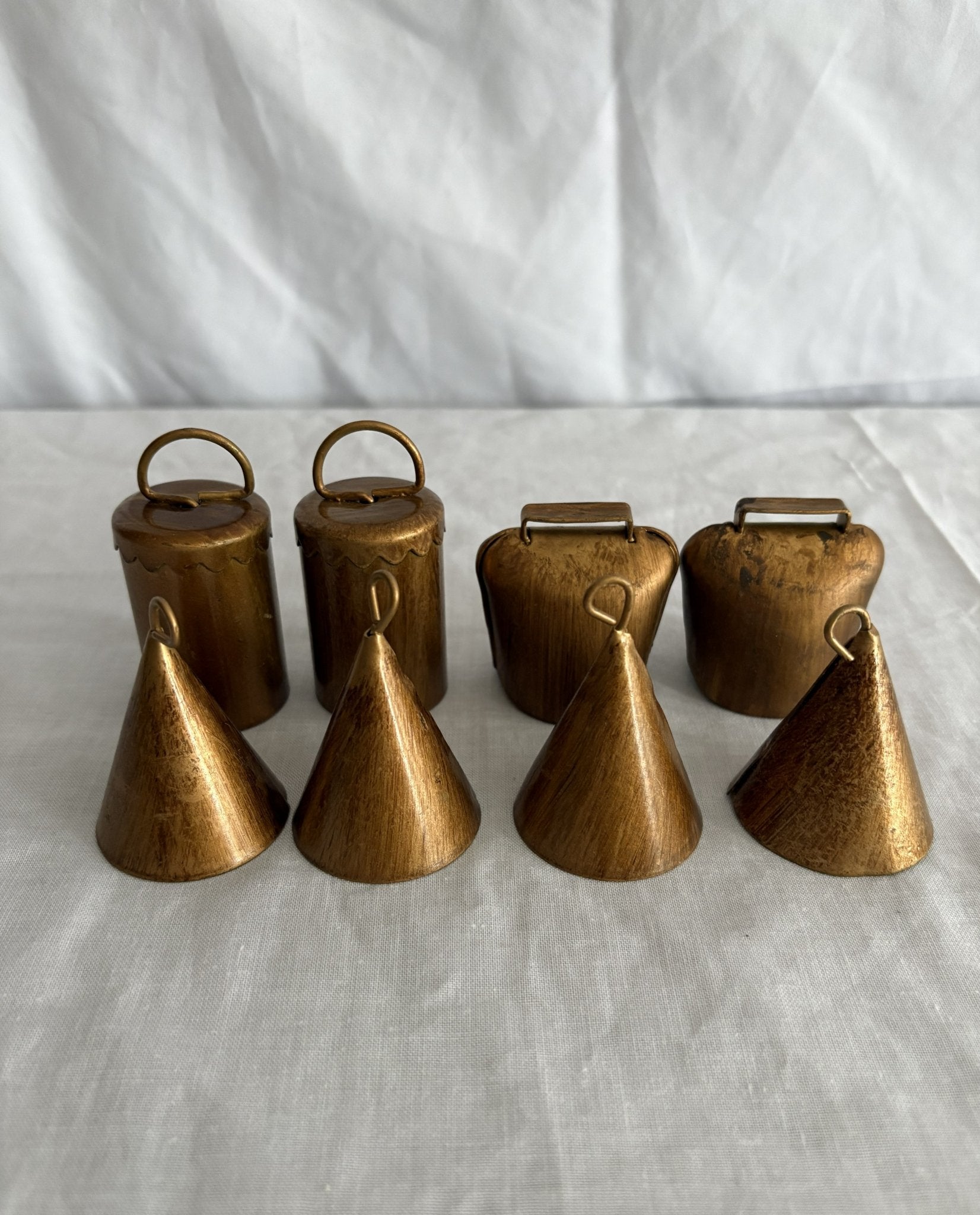 63fe71384f2da238419a4f9e_048068-mini-metal-cowbells_1762823906810.jpg