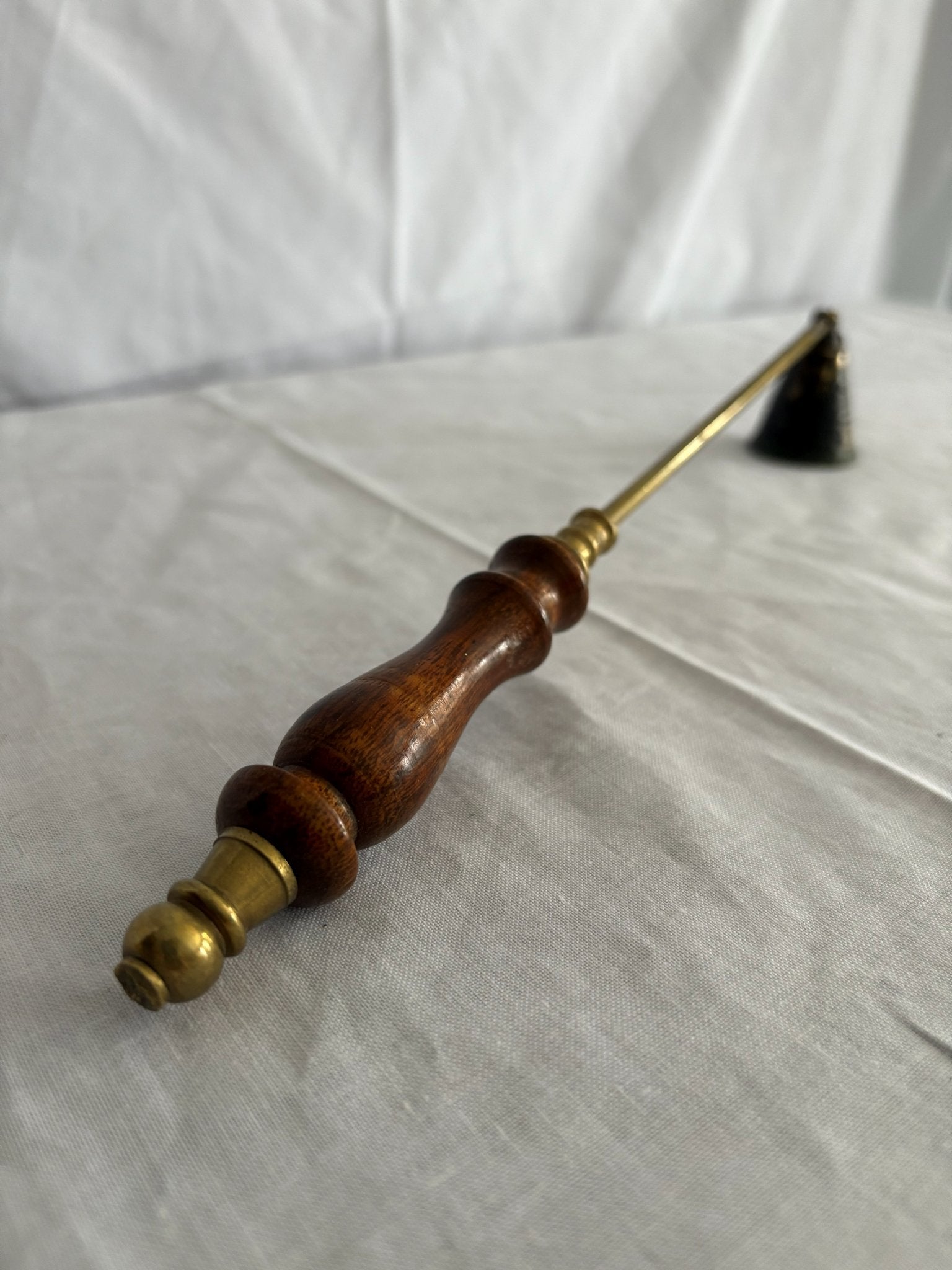 63fe71384f2da238419a4f9e_048075-wood-brass-snuffer-4_1762825174689.jpg