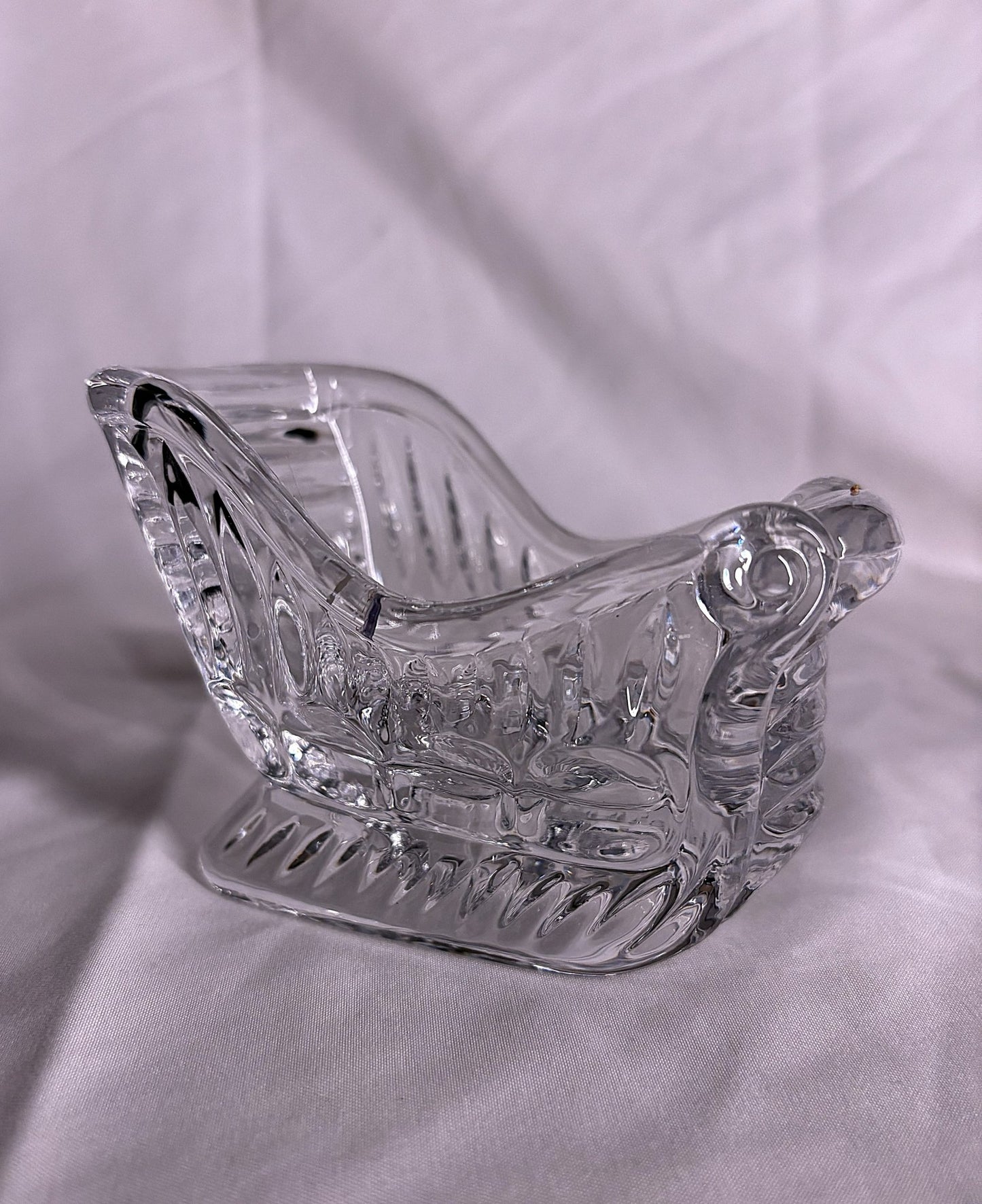 63fe71384f2da238419a4f9e_048081-crystal-sleigh-candle-holder-1_1762834780254.jpg