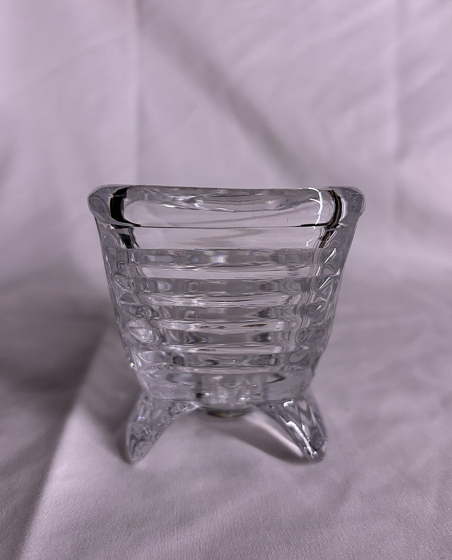 63fe71384f2da238419a4f9e_048081-crystal-sleigh-candle-holder-4_1762834780255.jpg