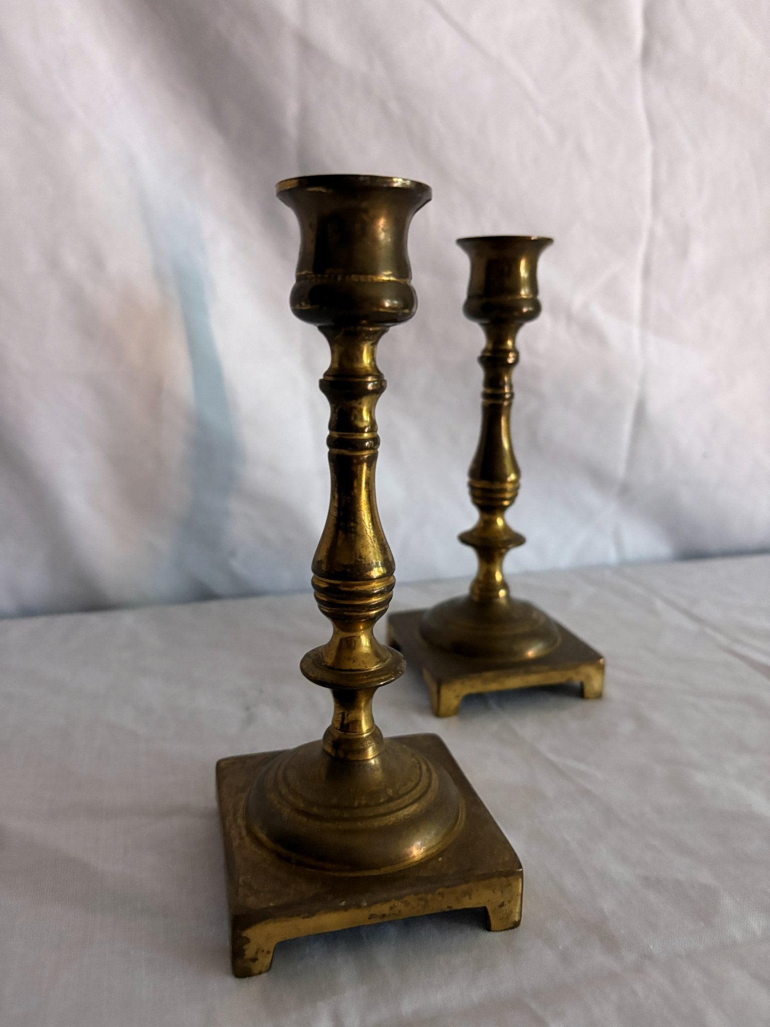 63fe71384f2da238419a4f9e_048092-brass-candlesticks-2_1767397387263.jpg