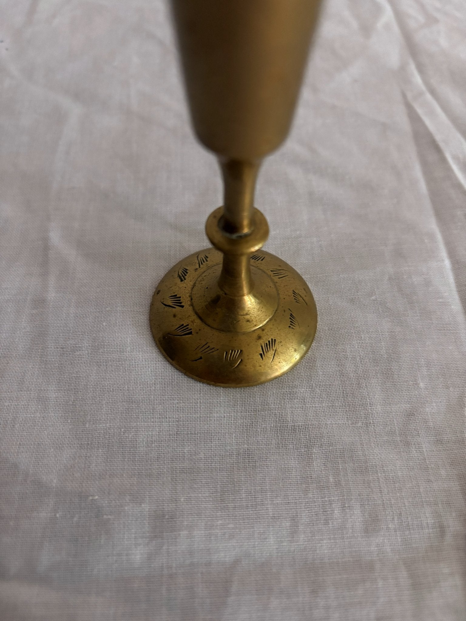 63fe71384f2da238419a4f9e_048103-brass-bud-vase-2_1767403120882.jpg