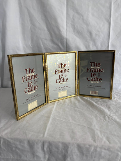 63fe71384f2da238419a4f9e_048105-brass-trifold-picture-frame-floral-2_1767403364620.jpg