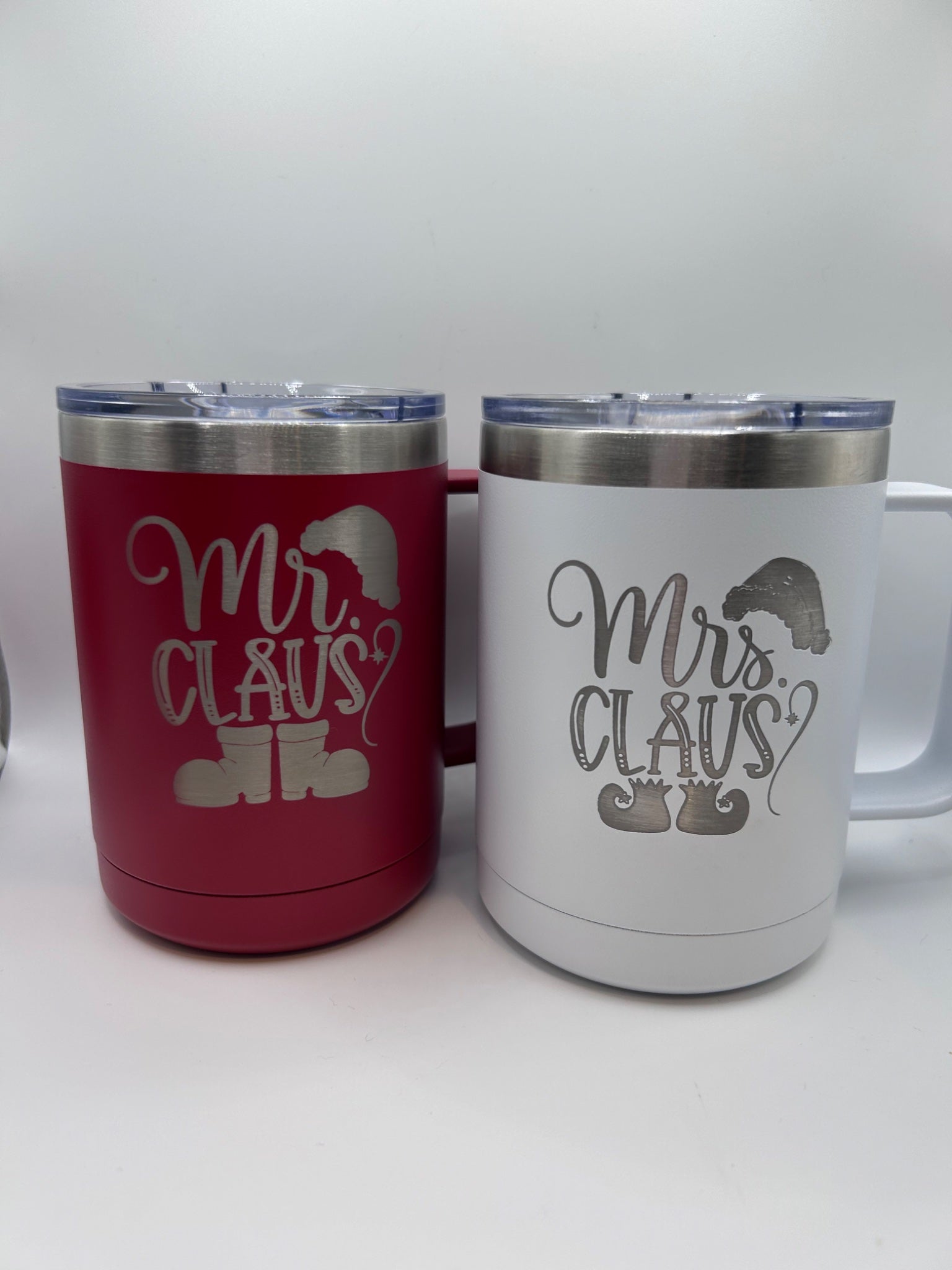 091022 Mr & Mrs Claus Set - 3