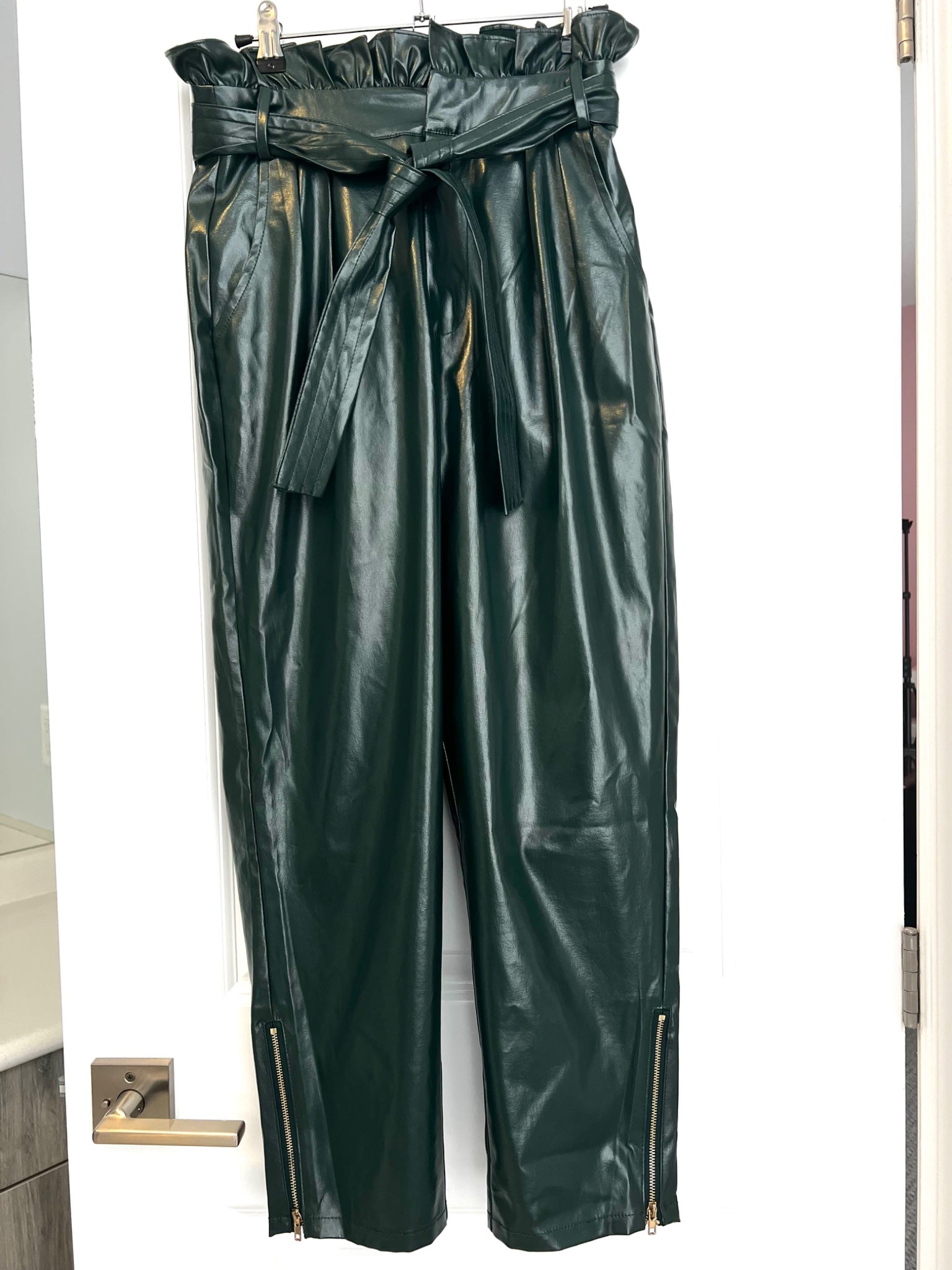 012707 green pant - 1