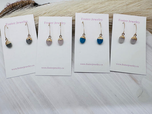 076006 gold v earrings - 1