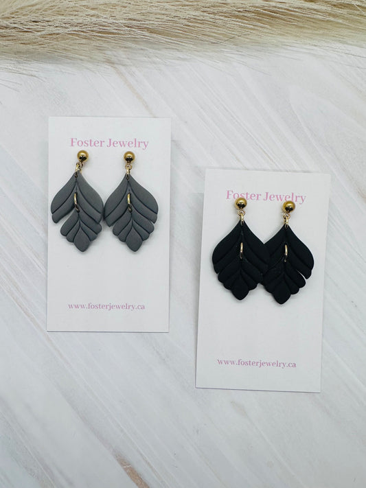 076007  falliage earrings - 1