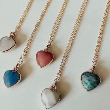 076042 Heart gemstone necklace - 1