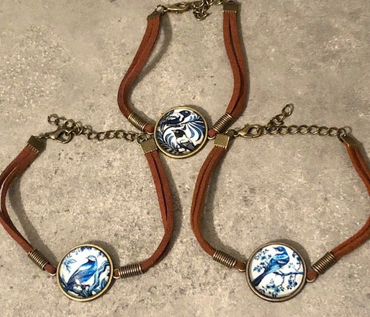 015012 Vintage Blue & White Leather Bracelet