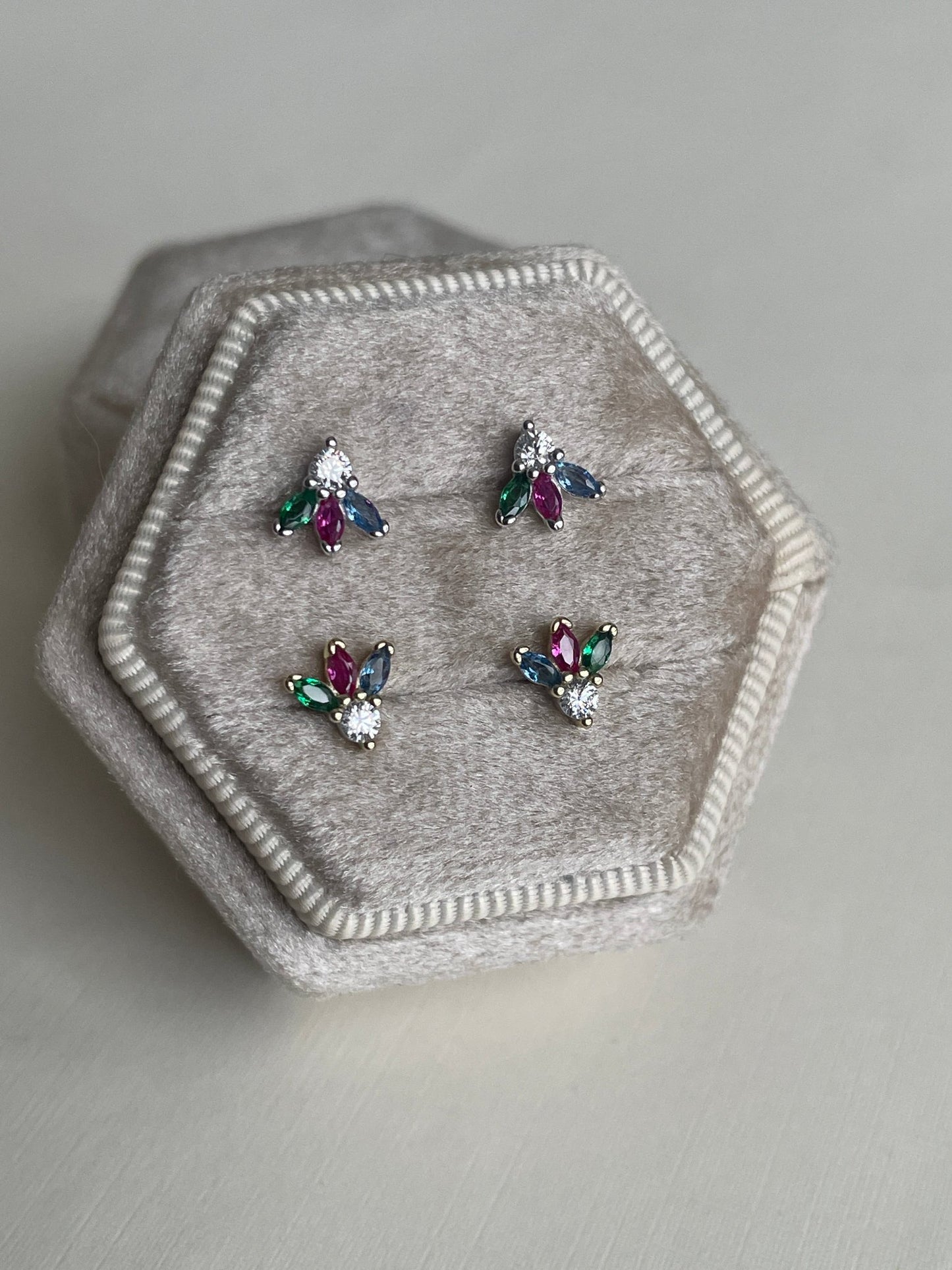 003008 - Trinity Bloom Studs