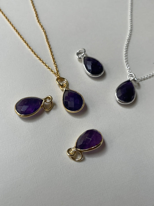 003016 - Assorted Teardrop Pendant Silver