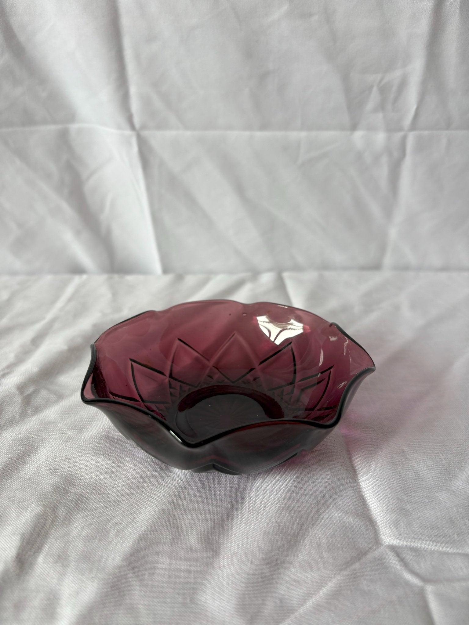 63fe71384f2da238419a4f9e_amethyst-berry-bowl-1_1750617183376.jpg