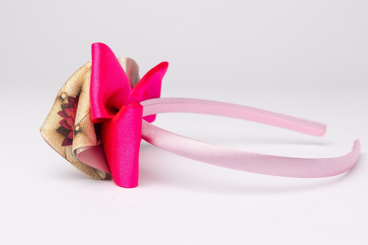 63fe71384f2da238419a4f9e_back-to-school-girls-headband_1788454953683.jpg