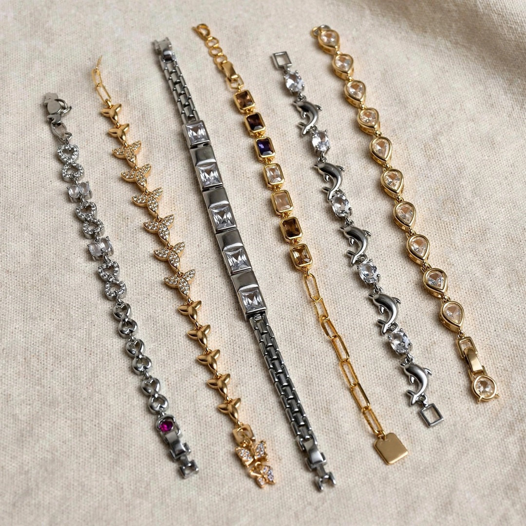 63fe71384f2da238419a4f9e_bracelet-group-6-on-wrist-1080_1789082434071.jpeg