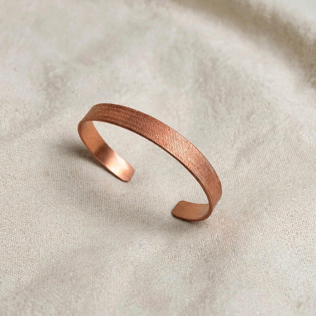 63fe71384f2da238419a4f9e_copper-cuff-linen-1-1080_1790090303887.jpeg