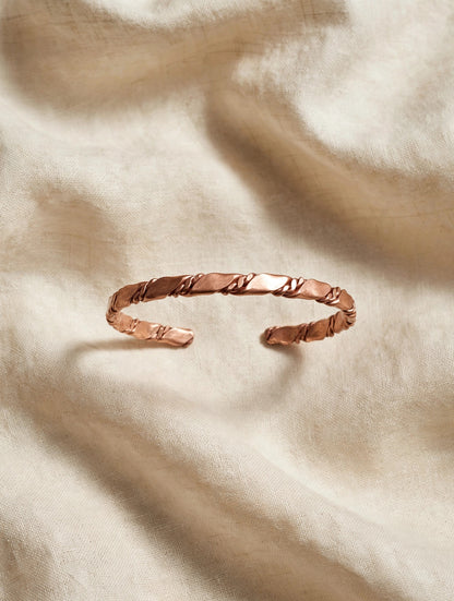 63fe71384f2da238419a4f9e_cuff-twisted-copper-hq_1789005126703.jpeg