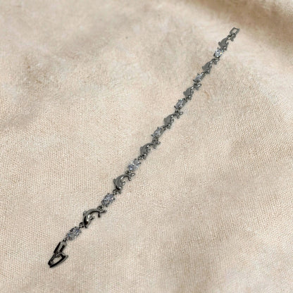 63fe71384f2da238419a4f9e_dolphin-bracelet-linen-1080_1789082434072.jpeg