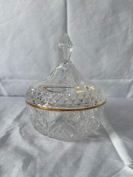 63fe71384f2da238419a4f9e_gold-rim-candy-dish-1_1750620455545.jpg