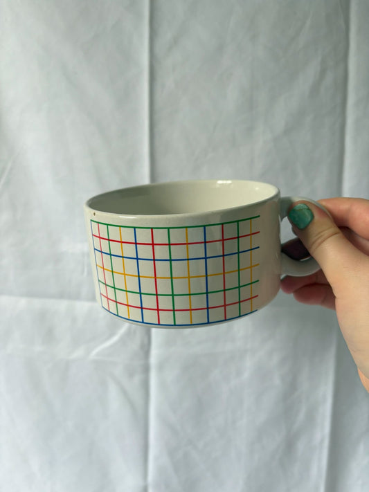 63fe71384f2da238419a4f9e_grid-pattern-soup-mug-1_1750620797673.jpg