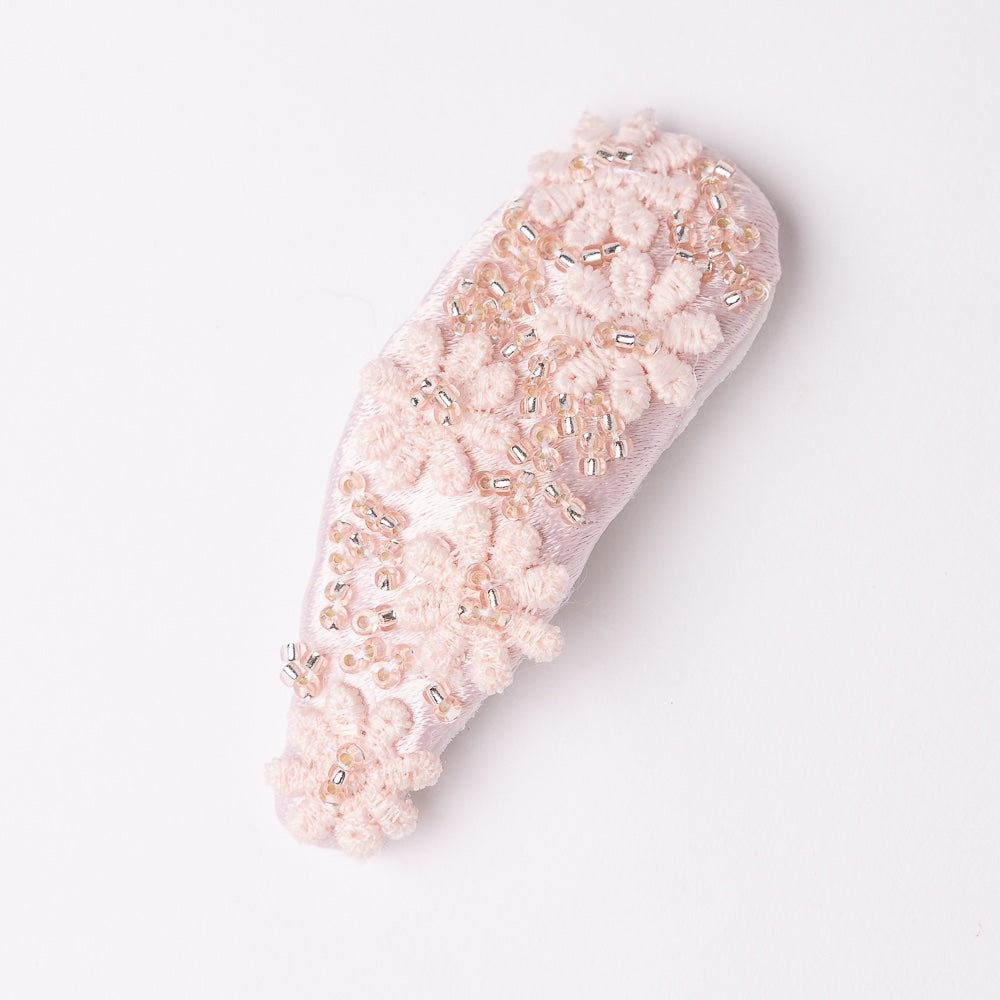 63fe71384f2da238419a4f9e_handmade-hair-clip-for-girls_1788464661749.jpg