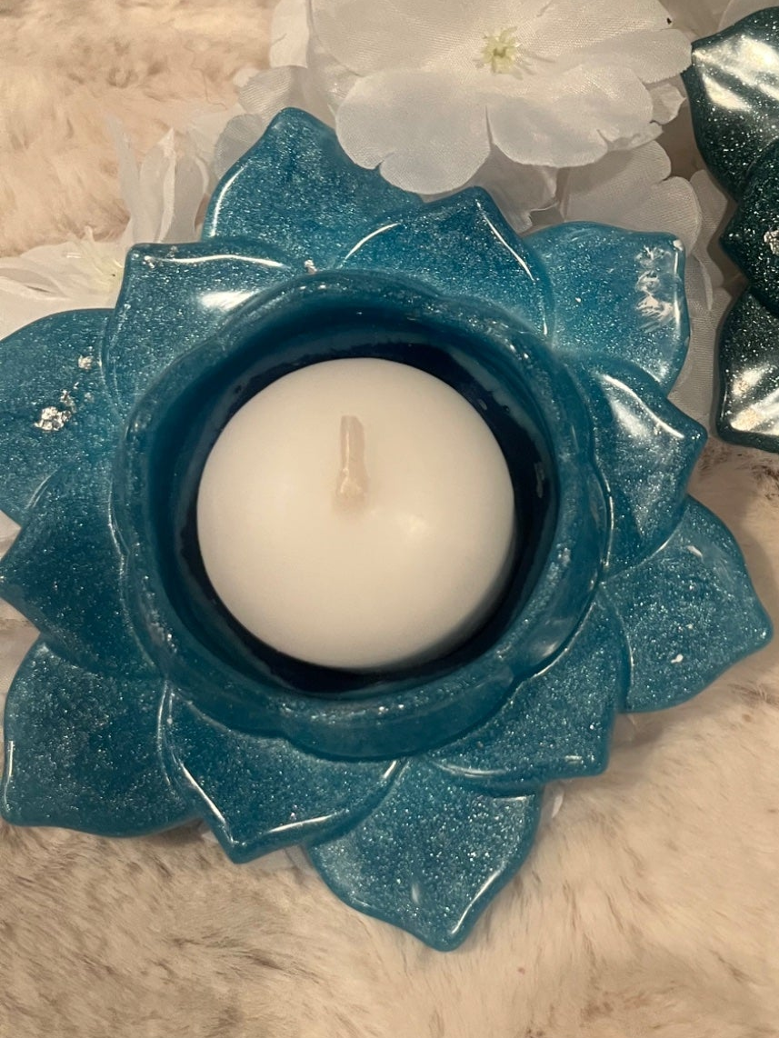020401 Lotus Tea Light – The Rustic Palm