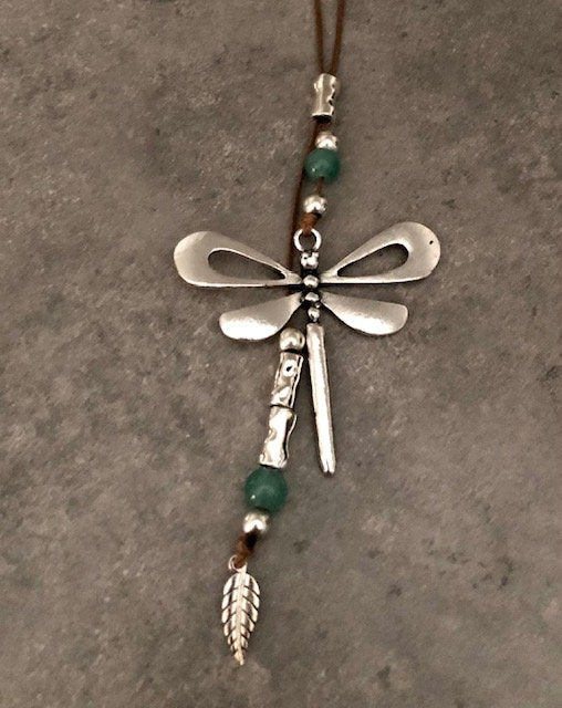 015066  Silver Dragonfly & Bead Necklace