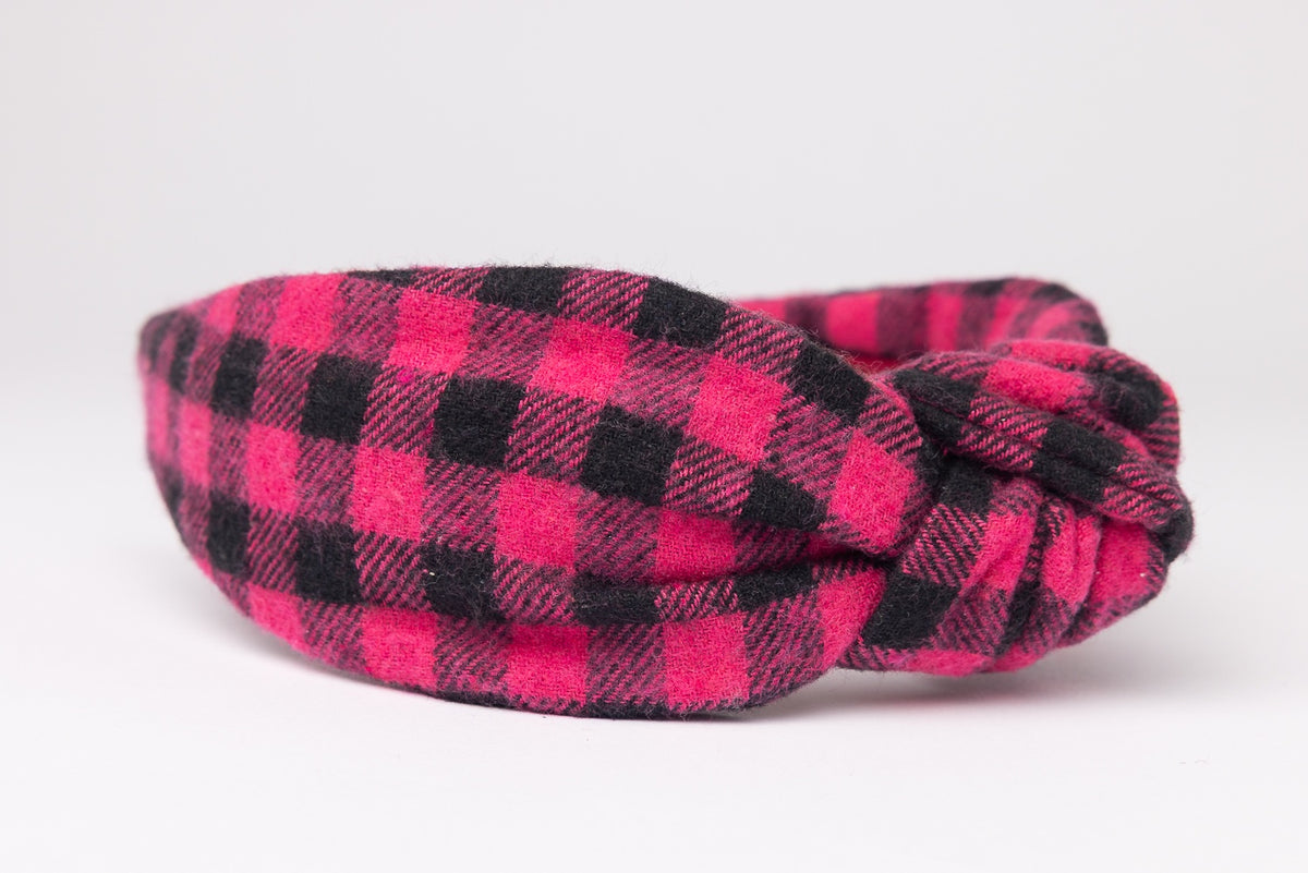 63fe71384f2da238419a4f9e_pink-and-black-knot-headband_1788450835644.jpg