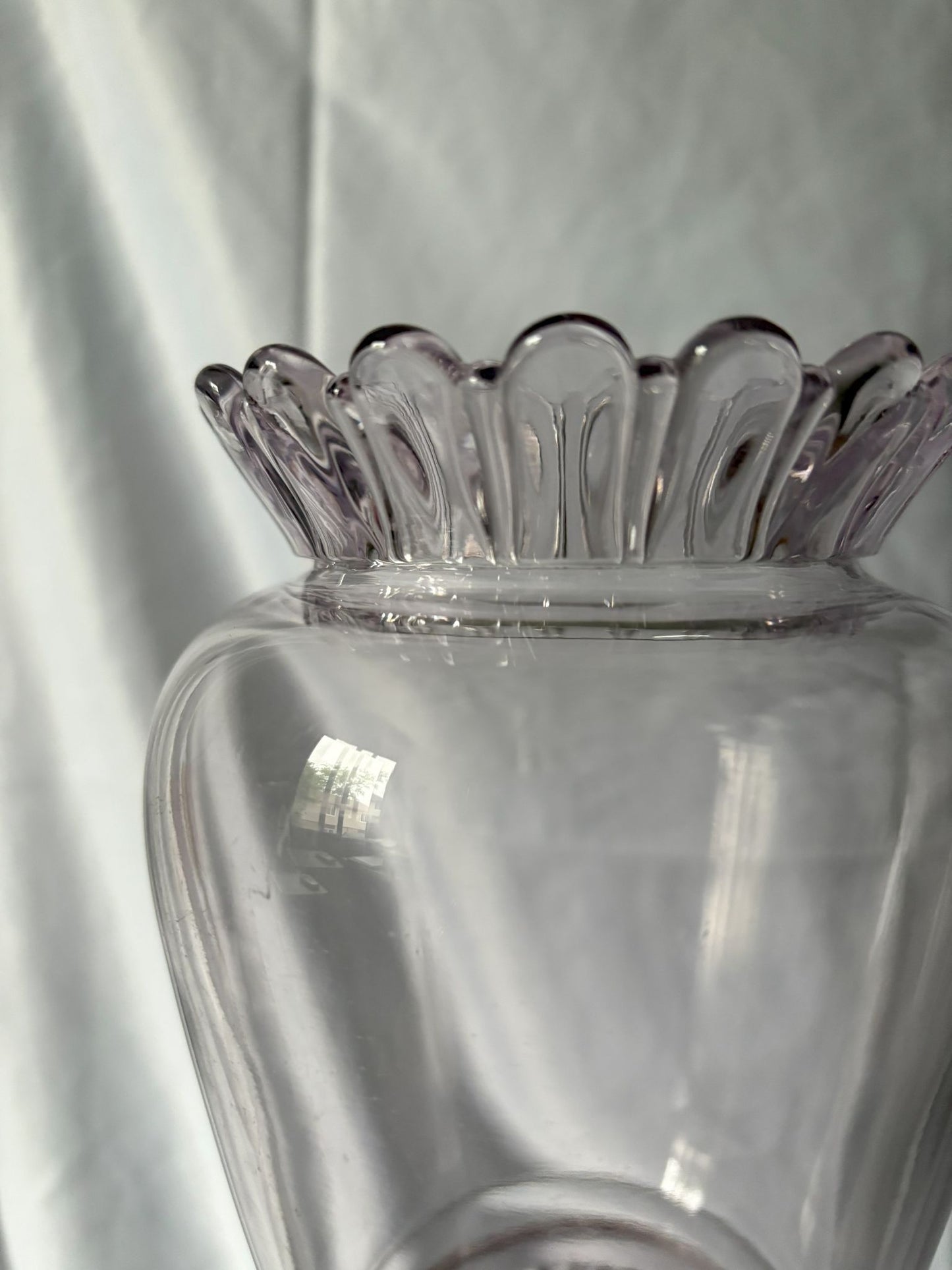 63fe71384f2da238419a4f9e_purple-flower-vase-6_1750616818212.jpg
