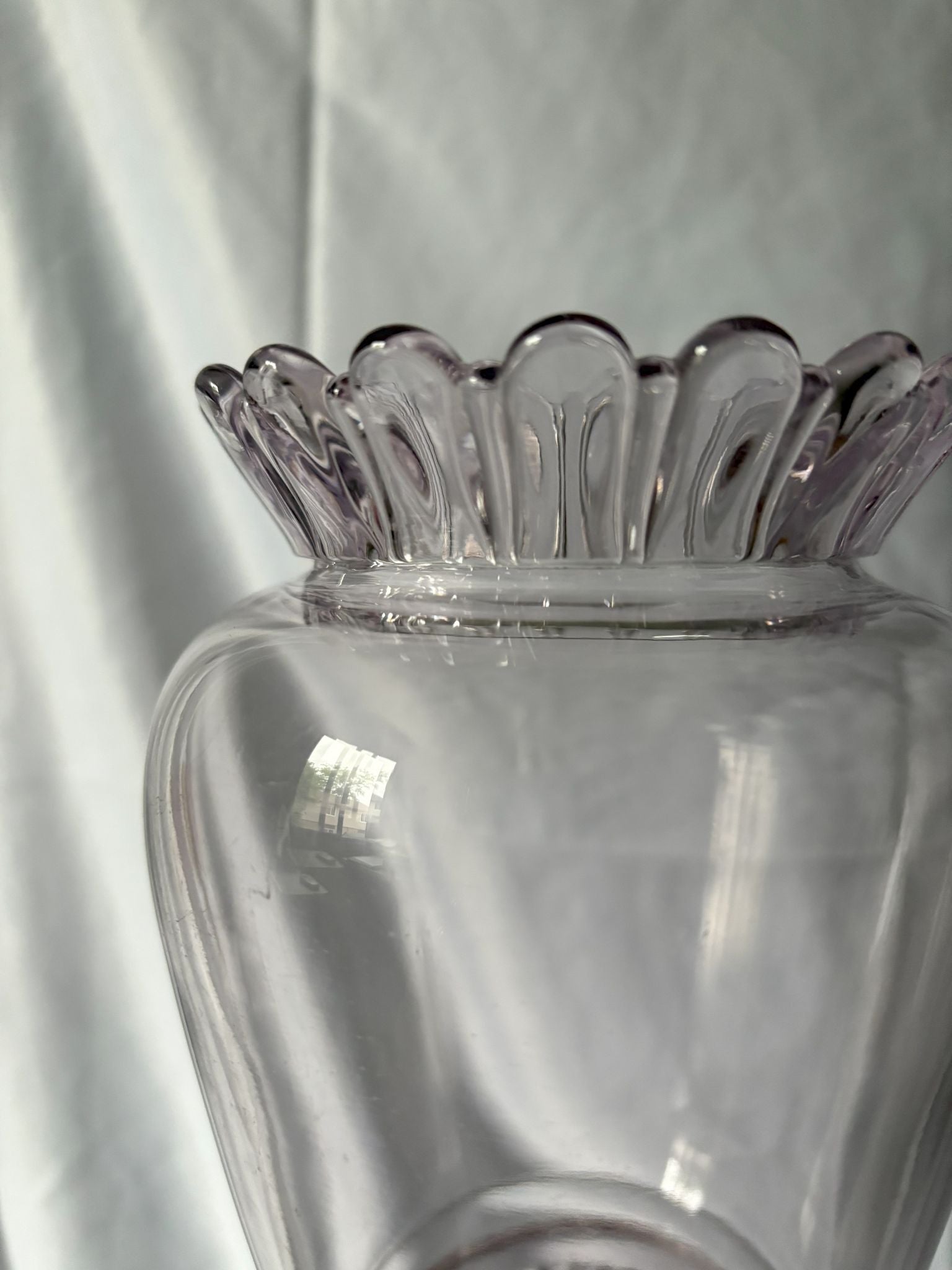 63fe71384f2da238419a4f9e_purple-flower-vase-6_1750616818212.jpg