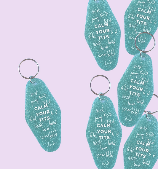 024049 Calm your tits - Motel keychain