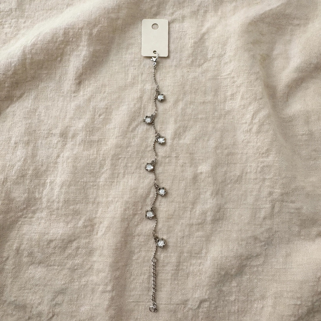 63fe71384f2da238419a4f9e_silver-bracelet-linen-1-1080_1789071750245.jpeg