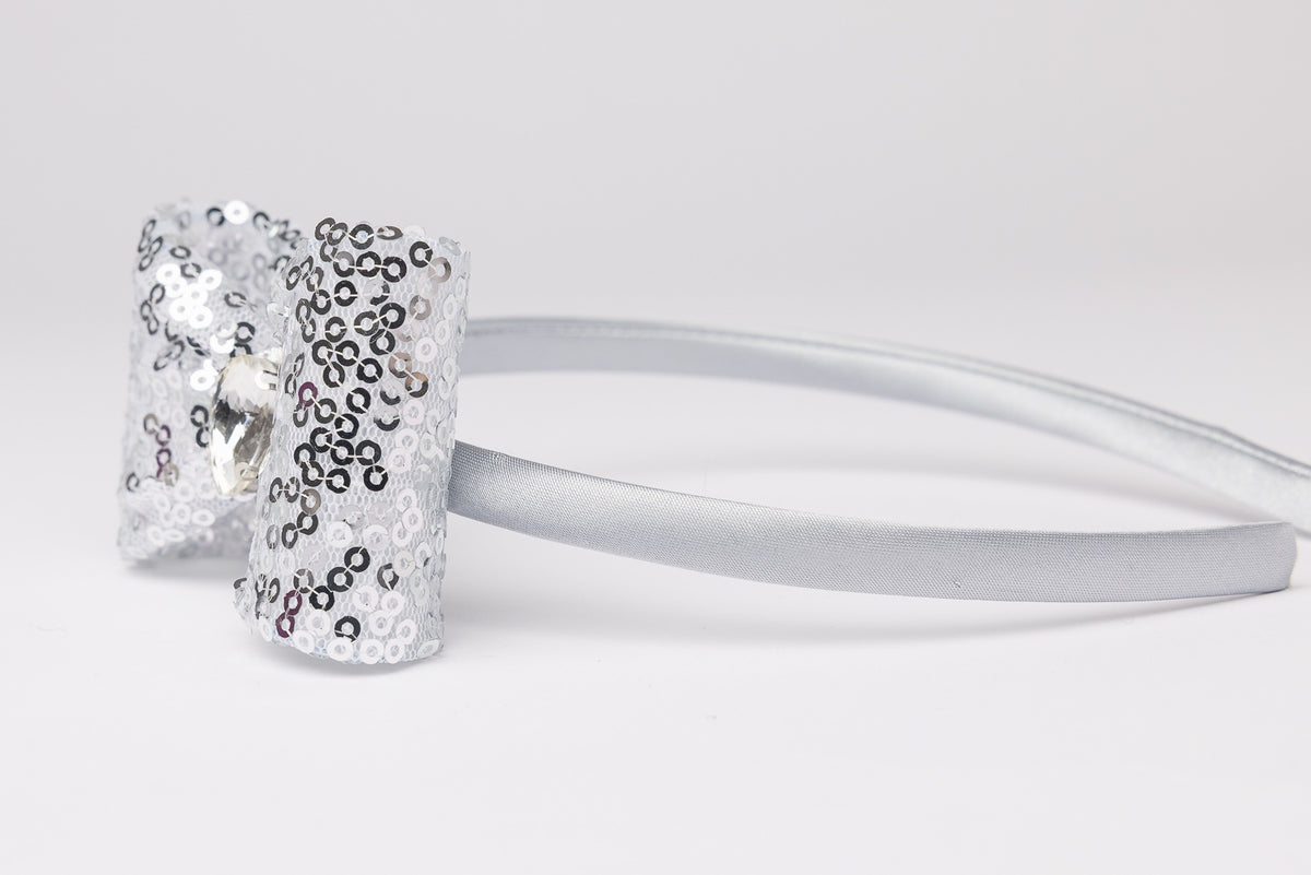63fe71384f2da238419a4f9e_silver-girls-headband_1788456350839.jpg