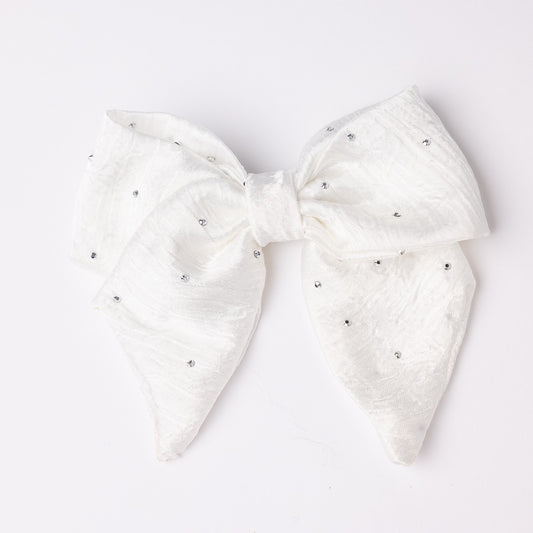 63fe71384f2da238419a4f9e_white-hair-bow_1788463147119.jpg
