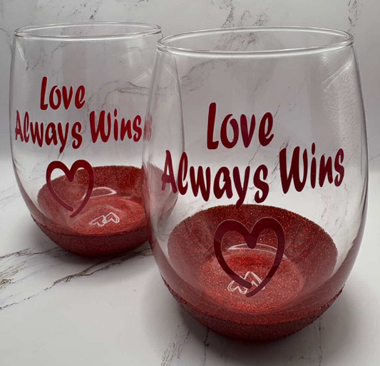 63fe71384f2da238419a4f9e_wineglasslovealwayswins_1768097102579.png
