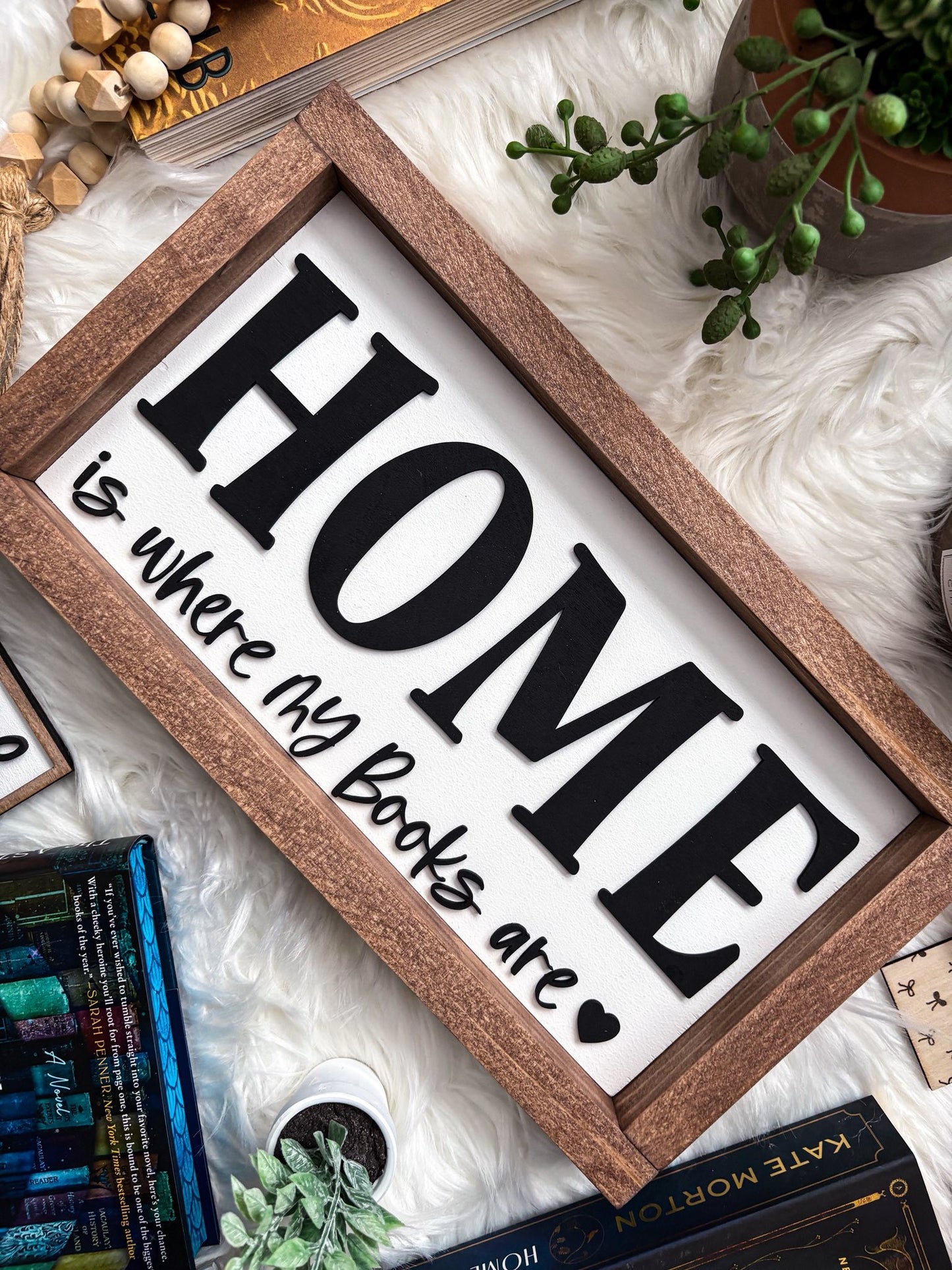 072058 home books sign