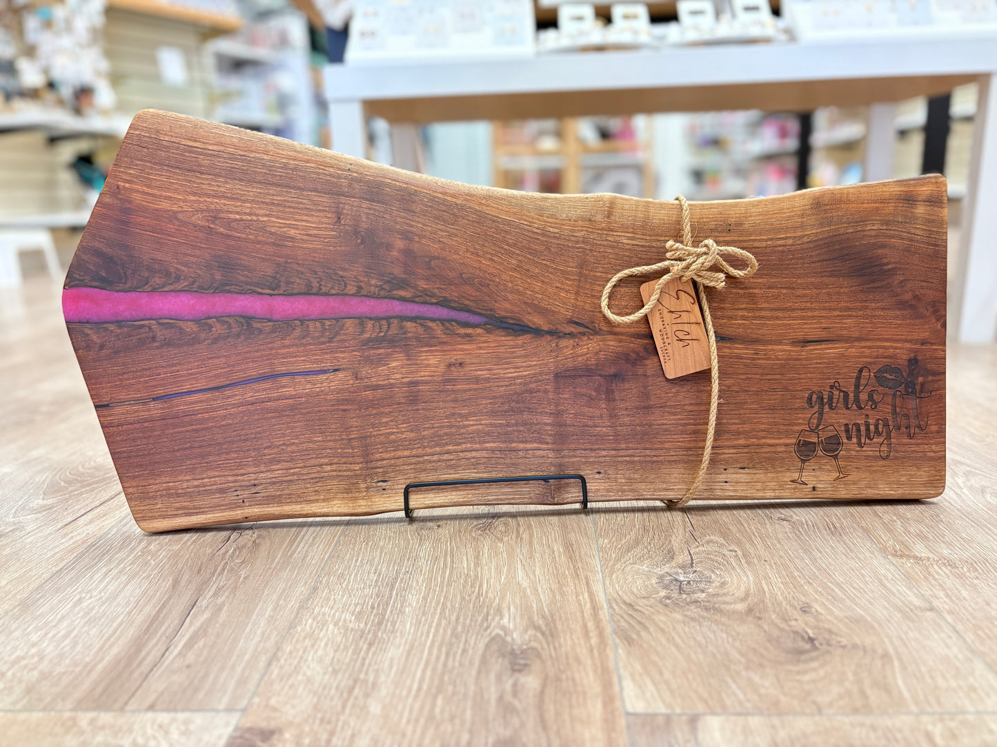 086012-Charcuterie Boards w epoxy