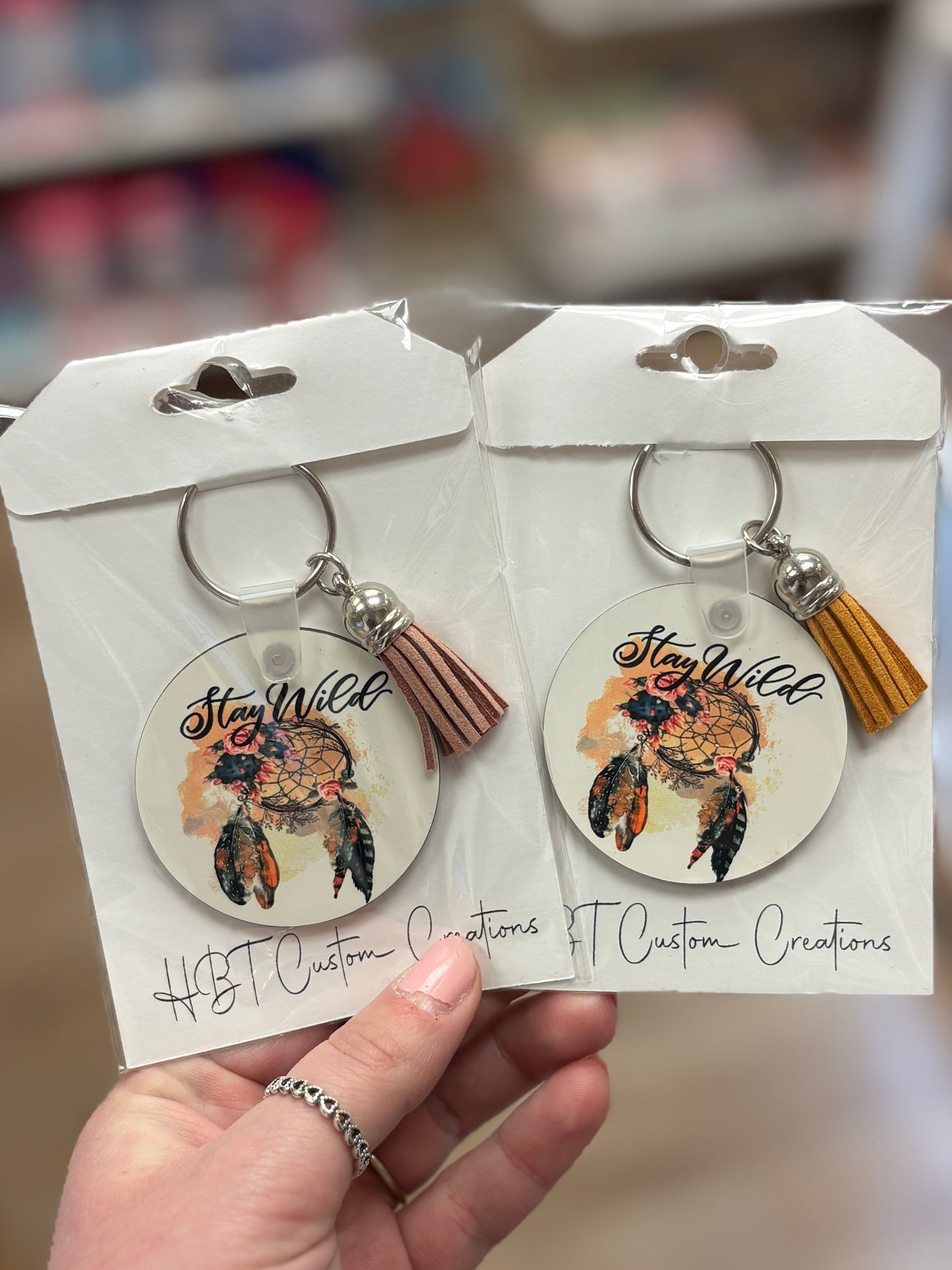 071-006 - Keychains