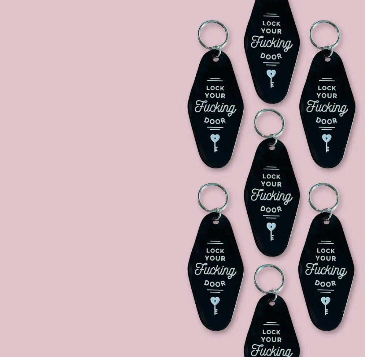 024055 Lock your door - Motel keychain