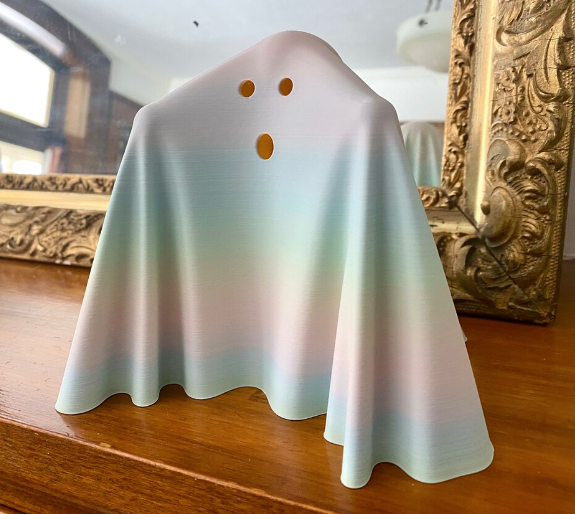 070-076 - Sheet Ghost - 1