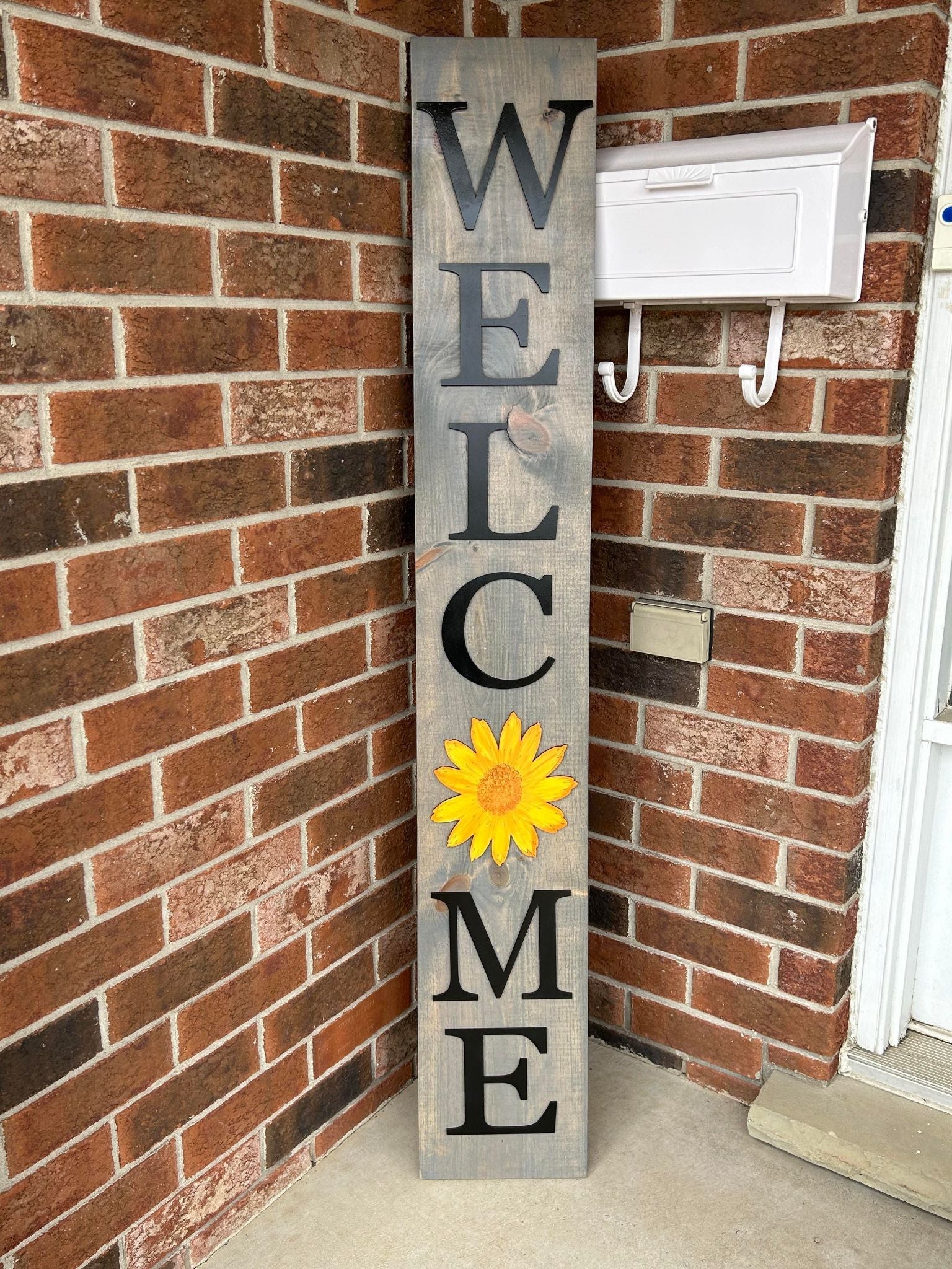 034-017 - 5ft x 9" Double Sided WELCOME/GO AWAY Pine Porch Sign - 3D - 1