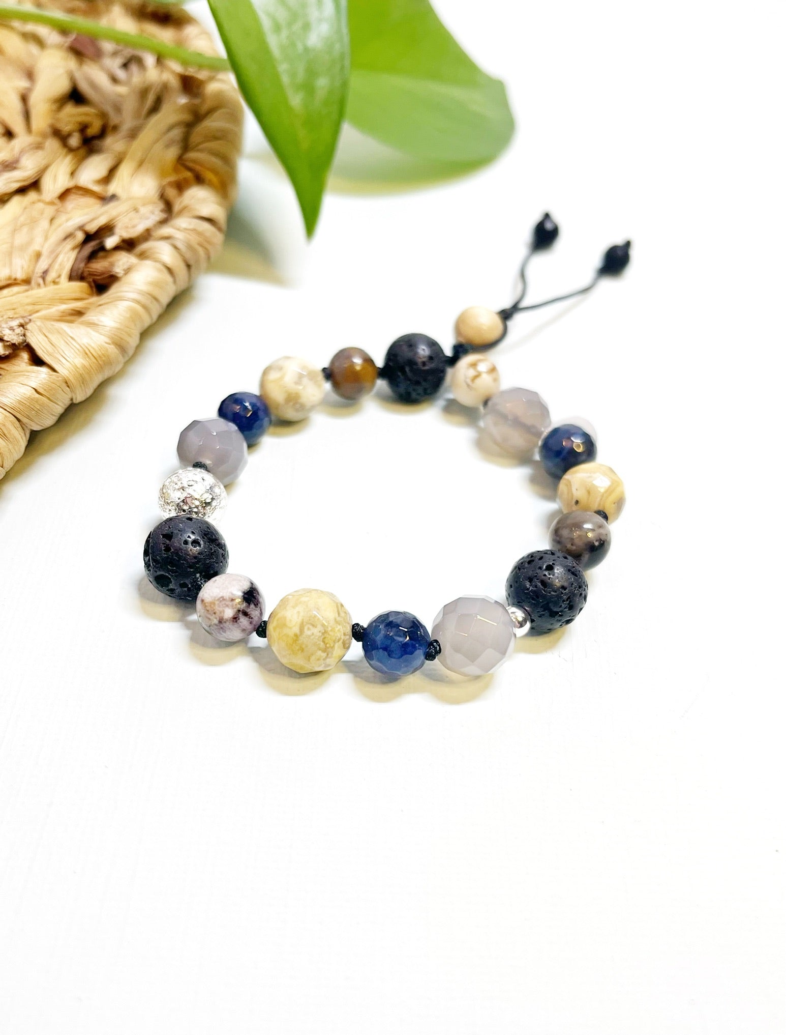 017-020 Adjustable Diffuser Bracelet - dark blue - 1
