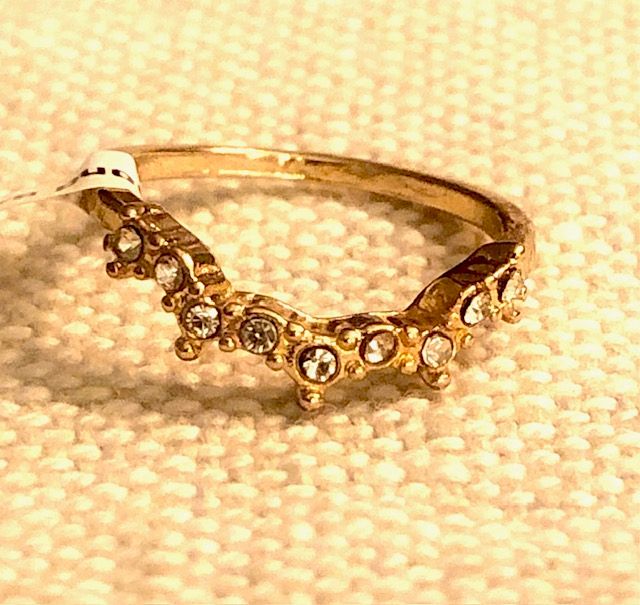 015-157 Diamond Band Ring Size 8 - 1
