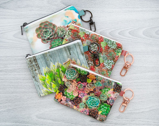 022-017 - Change Purse - 1