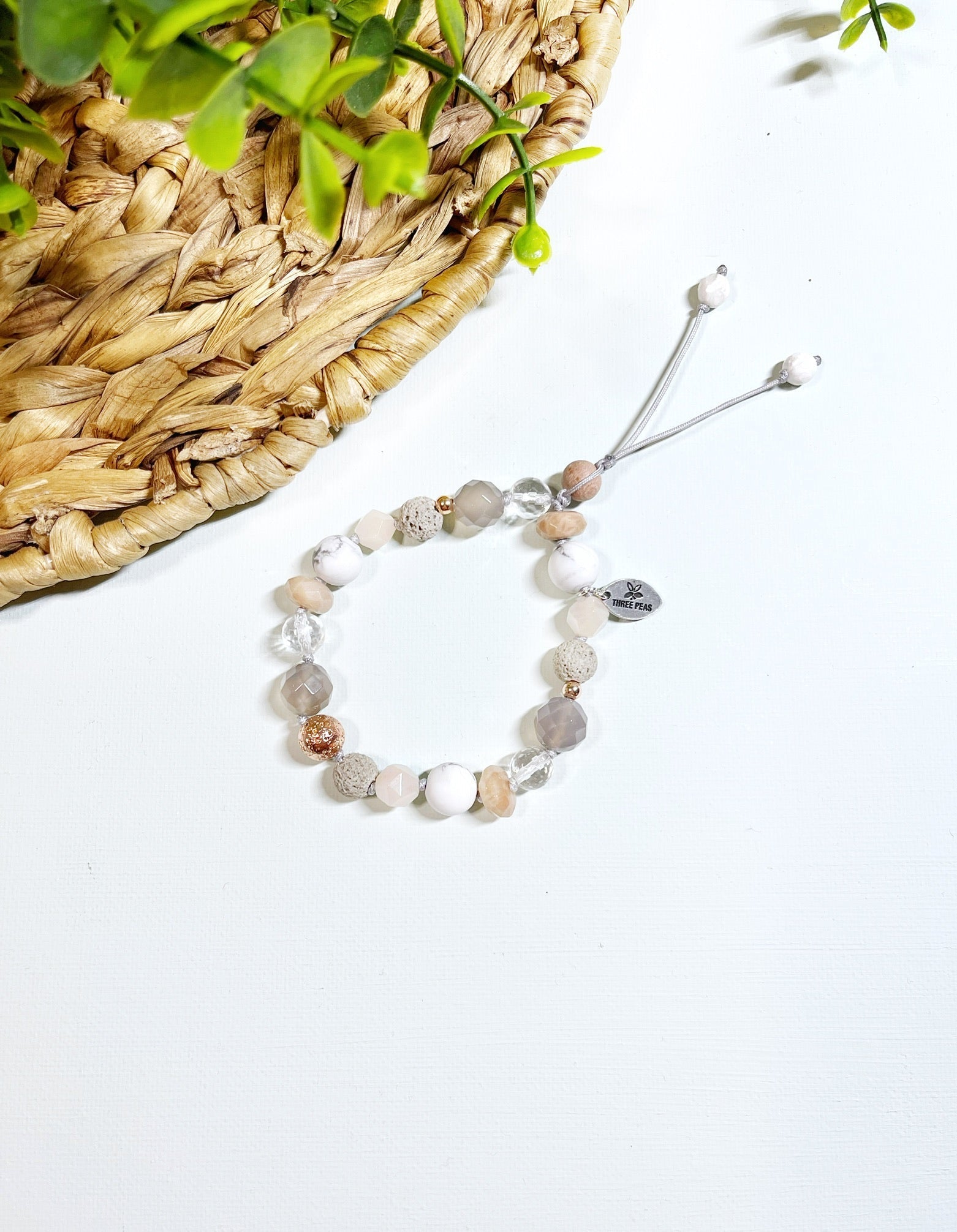 017-016 Adjustable Diffuser Bracelet - pinks - 2